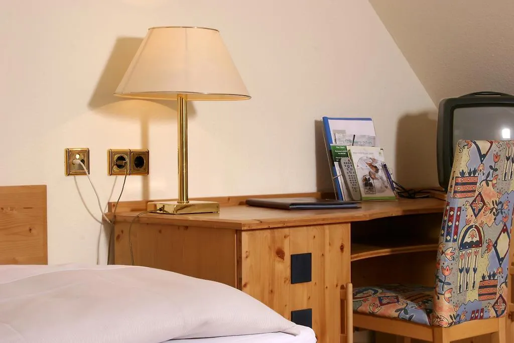 Flair-Hotel Zum Benediktiner Schwarzach am Main 3*,  Alemania